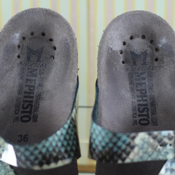 Mephisto Helen Sandal - Picture 10 of 15